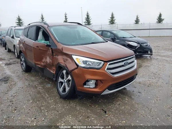 1FMCU9GD8HUB31675 2017 FORD ESCAPE - Image 1