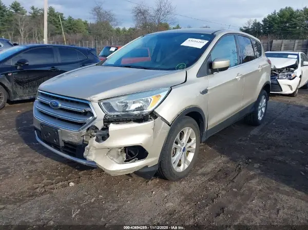 1FMCU9GD8HUB33488 2017 FORD ESCAPE - Image 2