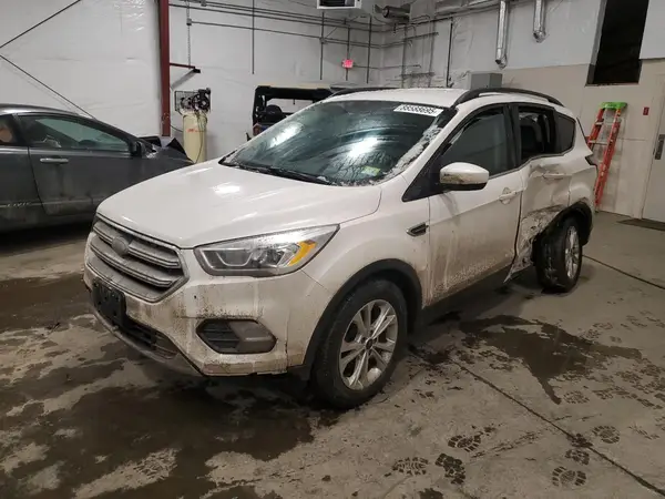 1FMCU9GD8HUB33670 2017 FORD ESCAPE - Image 1