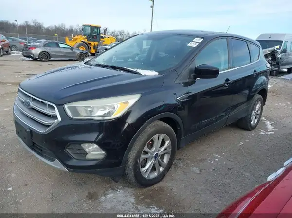 1FMCU9GD8HUB49741 2017 FORD ESCAPE - Image 2