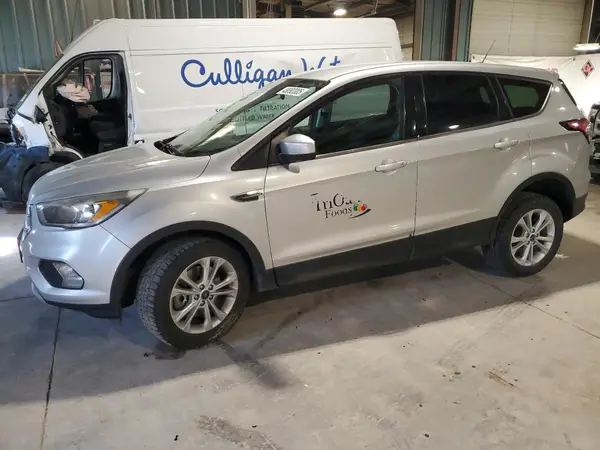 1FMCU9GD8HUB52557 2017 FORD ESCAPE - Image 1