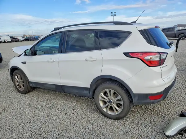 1FMCU9GD8HUB61887 2017 FORD ESCAPE - Image 2