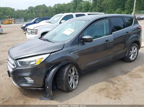 1FMCU9GD8HUB64336 2017 FORD ESCAPE - Image 2
