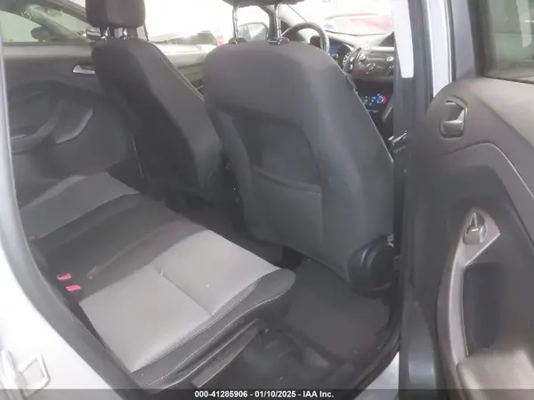 1FMCU9GD8HUB76020 2017 FORD ESCAPE - Image 8