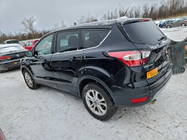 1FMCU9GD8HUB87020 2017 FORD ESCAPE - Image 2