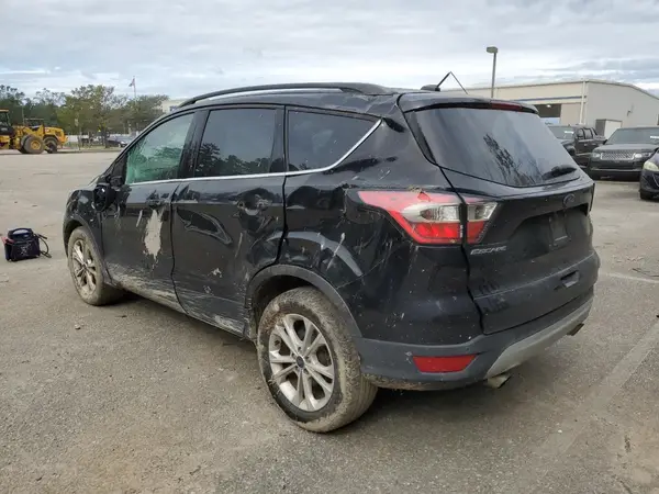 1FMCU9GD8HUC41951 2017 FORD ESCAPE - Image 2