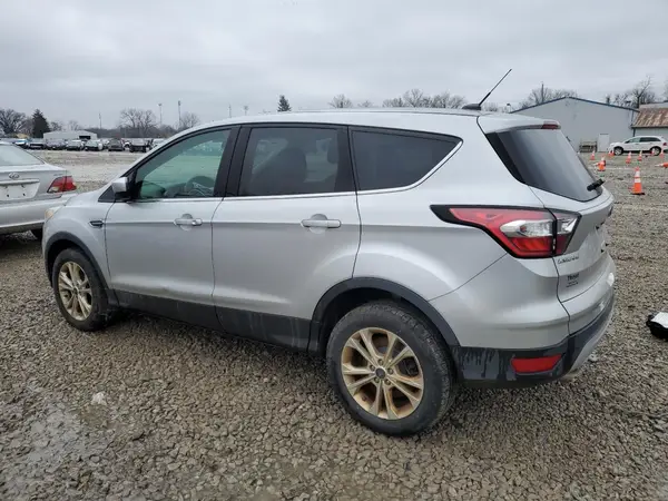 1FMCU9GD8HUC86999 2017 FORD ESCAPE - Image 2