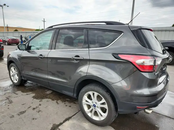 1FMCU9GD8HUC95475 2017 FORD ESCAPE - Image 2