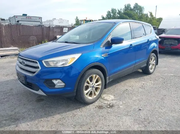 1FMCU9GD8HUD01467 2017 FORD ESCAPE - Image 2