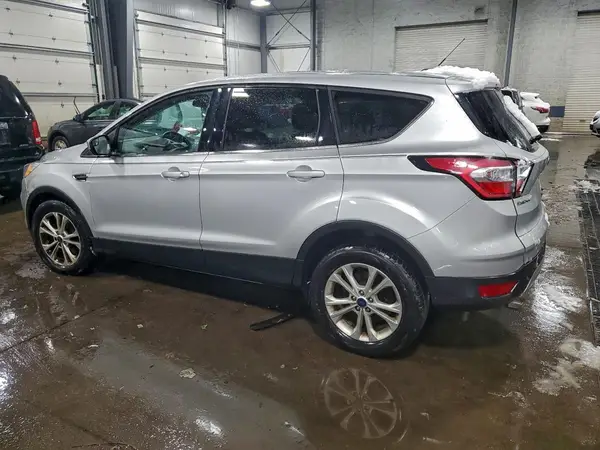 1FMCU9GD8HUD26031 2017 FORD ESCAPE - Image 2