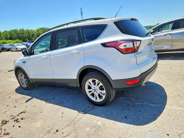 1FMCU9GD8HUD78467 2017 FORD ESCAPE - Image 2