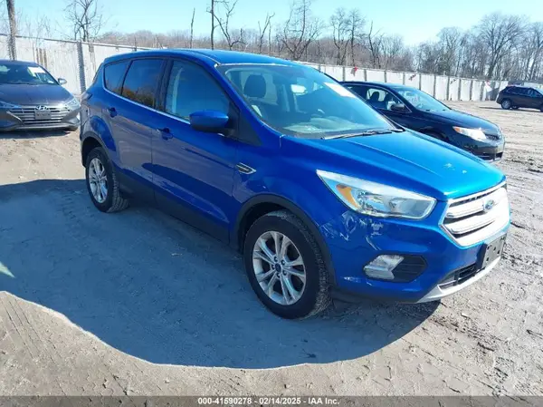 1FMCU9GD8HUD80963 2017 FORD ESCAPE - Image 1