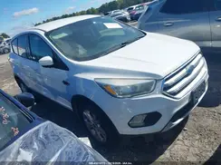 1FMCU9GD8HUD92157 2017 FORD ESCAPE
