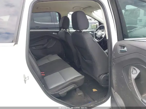 1FMCU9GD8HUD92157 2017 FORD ESCAPE - Image 8