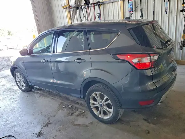 1FMCU9GD8HUE06381 2017 FORD ESCAPE - Image 2