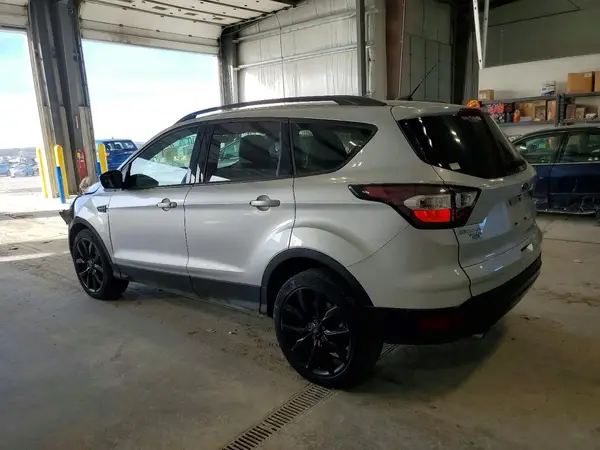 1FMCU9GD8HUE16330 2017 FORD ESCAPE - Image 2