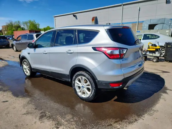 1FMCU9GD8HUE18451 2017 FORD ESCAPE - Image 2