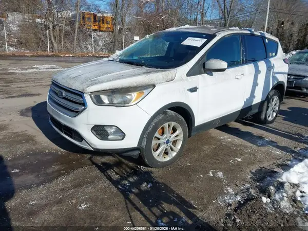 1FMCU9GD8HUE24458 2017 FORD ESCAPE - Image 2