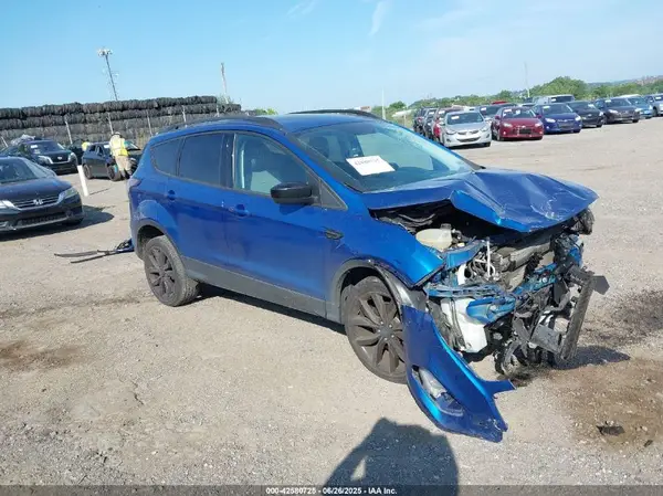 1FMCU9GD8HUE44807 2017 FORD ESCAPE - Image 1