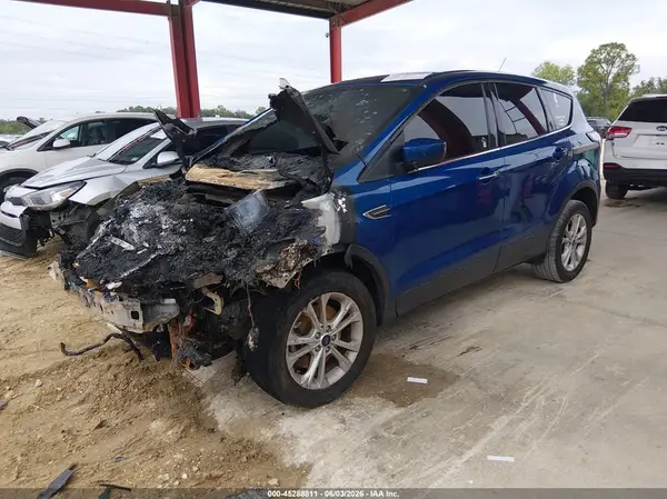 1FMCU9GD8HUE76494 2017 FORD ESCAPE - Image 2