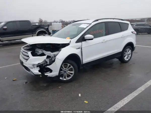 1FMCU9GD8HUE78231 2017 FORD ESCAPE - Image 2