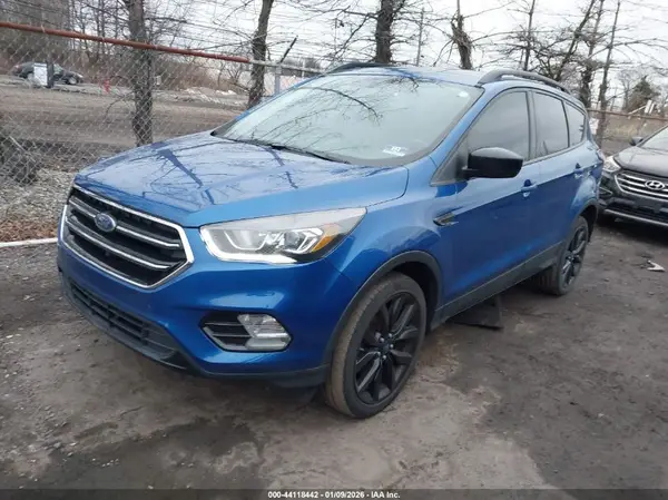 1FMCU9GD8HUE83882 2017 FORD ESCAPE - Image 2