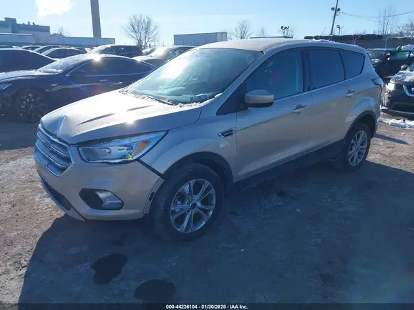 1FMCU9GD8HUE84000 2017 FORD ESCAPE - Image 2