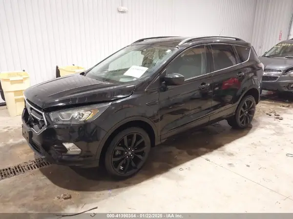 1FMCU9GD8HUF04133 2017 FORD ESCAPE - Image 2