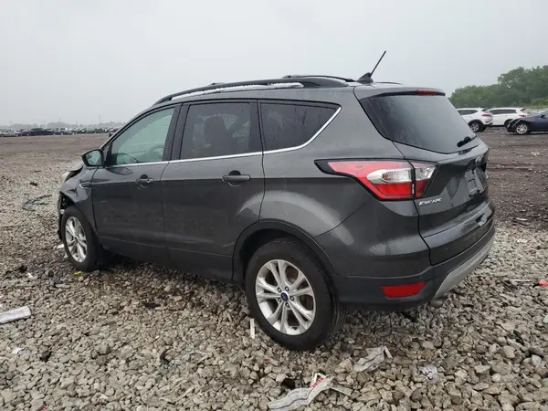 1FMCU9GD8JUA40153 2018 FORD ESCAPE - Image 2