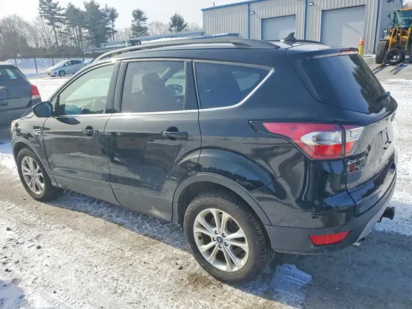1FMCU9GD8JUA40847 2018 FORD ESCAPE - Image 2