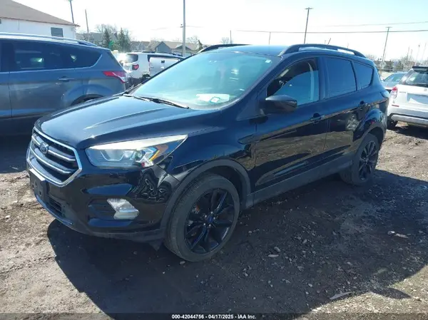 1FMCU9GD8JUA46664 2018 FORD ESCAPE - Image 2