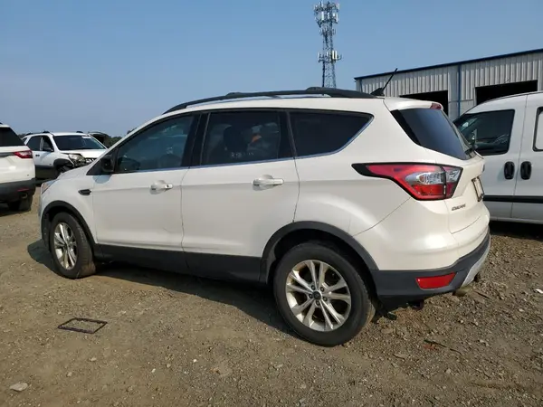 1FMCU9GD8JUA46857 2018 FORD ESCAPE - Image 2