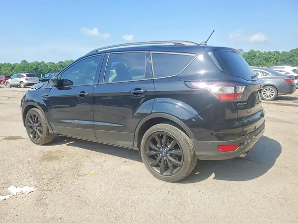 1FMCU9GD8JUA70270 2018 FORD ESCAPE - Image 2