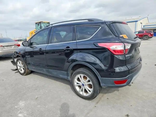 1FMCU9GD8JUA73394 2018 FORD ESCAPE - Image 2