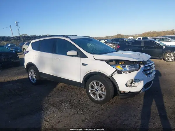 1FMCU9GD8JUA77980 2018 FORD ESCAPE - Image 1