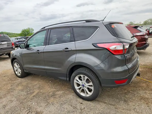 1FMCU9GD8JUA85562 2018 FORD ESCAPE - Image 2