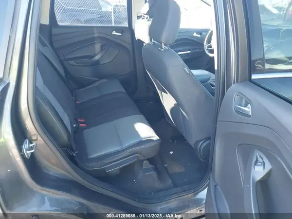 1FMCU9GD8JUA93158 2018 FORD ESCAPE - Image 8