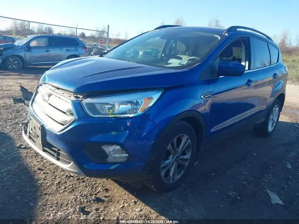 1FMCU9GD8JUA93497 2018 FORD ESCAPE - Image 2