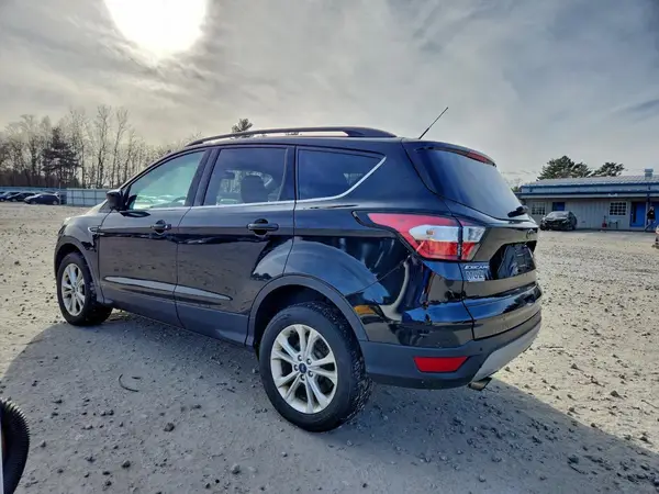 1FMCU9GD8JUB00982 2018 FORD ESCAPE - Image 2