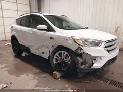 1FMCU9GD8JUB13473 2018 FORD ESCAPE