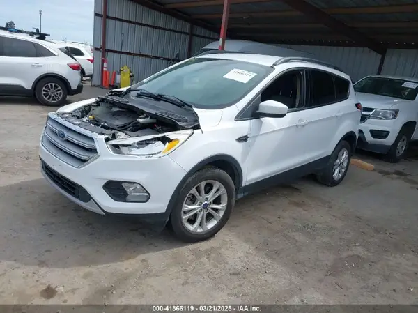 1FMCU9GD8JUB14607 2018 FORD ESCAPE - Image 2