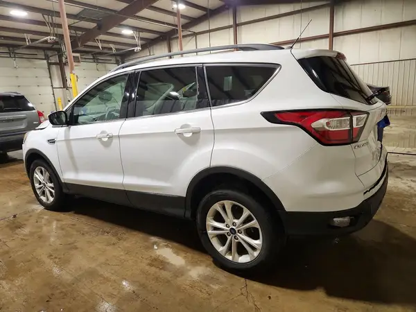 1FMCU9GD8JUB16499 2018 FORD ESCAPE - Image 2