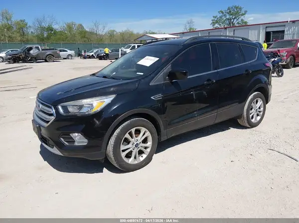 1FMCU9GD8JUB17216 2018 FORD ESCAPE - Image 2