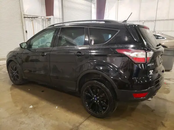 1FMCU9GD8JUB25686 2018 FORD ESCAPE - Image 2