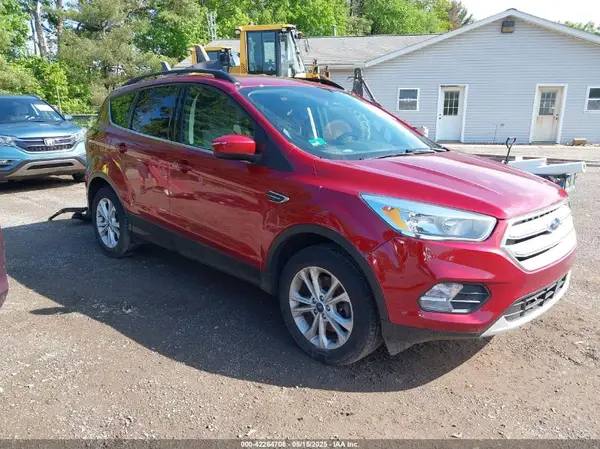 1FMCU9GD8JUB33366 2018 FORD ESCAPE - Image 1
