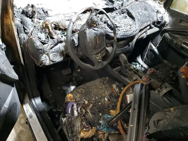 1FMCU9GD8JUB34565 2018 FORD ESCAPE - Image 8