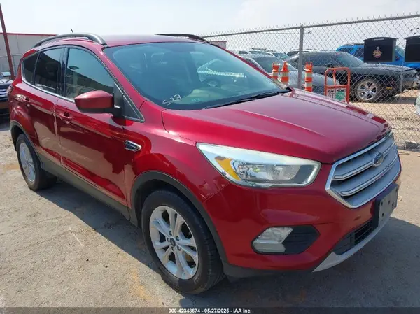 1FMCU9GD8JUB42259 2018 FORD ESCAPE - Image 1
