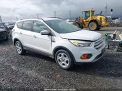 1FMCU9GD8JUB45369 2018 FORD ESCAPE