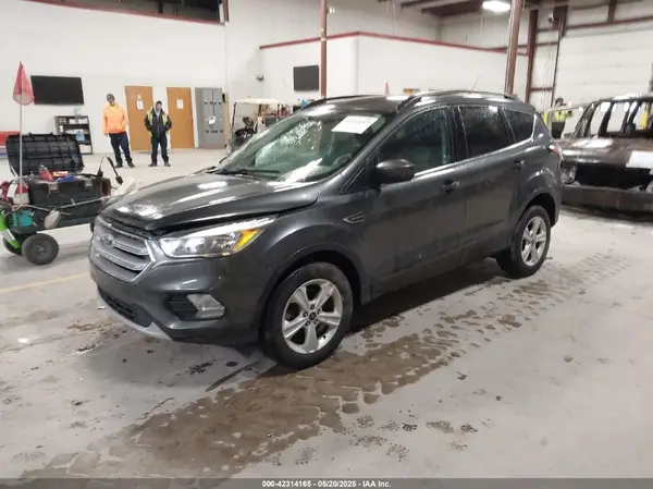 1FMCU9GD8JUB51270 2018 FORD ESCAPE - Image 2