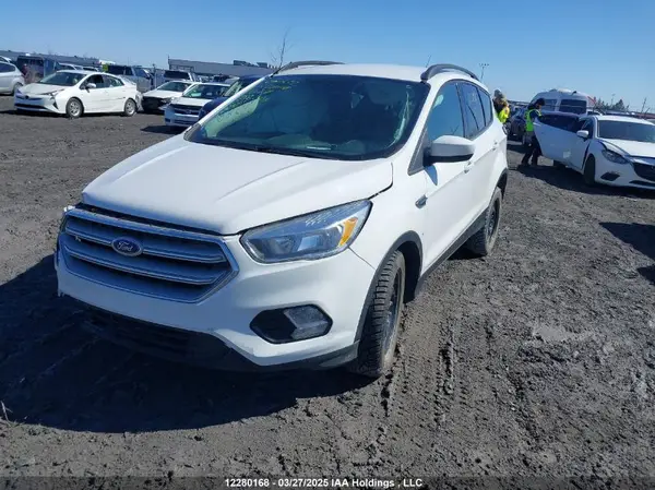 1FMCU9GD8JUB56226 2018 FORD ESCAPE - Image 2